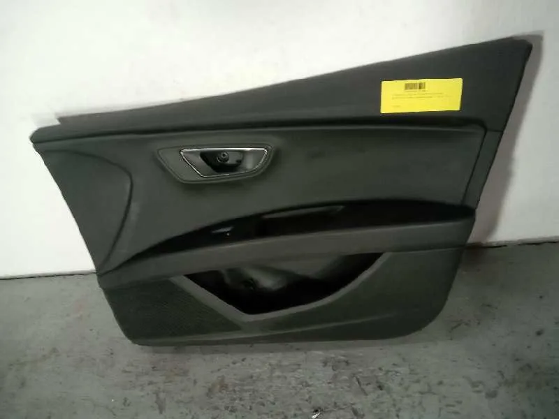 Guarnecido Puerta Delantera Derecha para Seat Leon St (5F8)