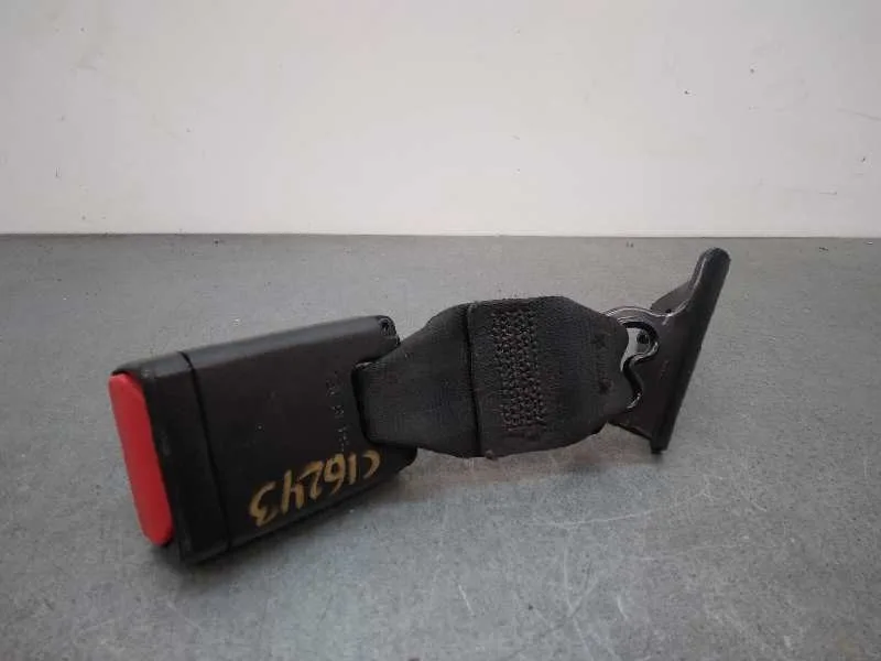 Enganche Cinturon para Peugeot 208