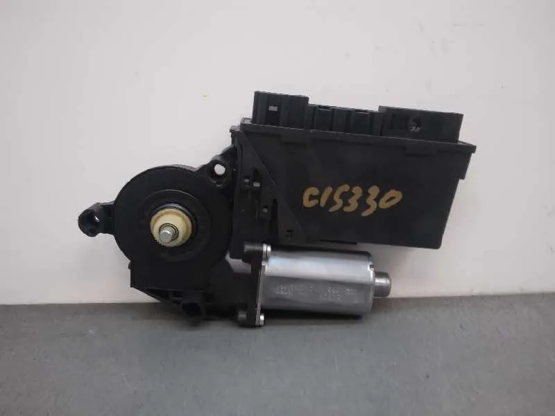 Motor Elevalunas Delantero Derecho para Audi A4 Avant (8E)