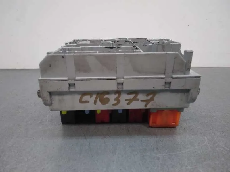 Caja Reles / Fusibles para Alfa Romeo 147 (190)