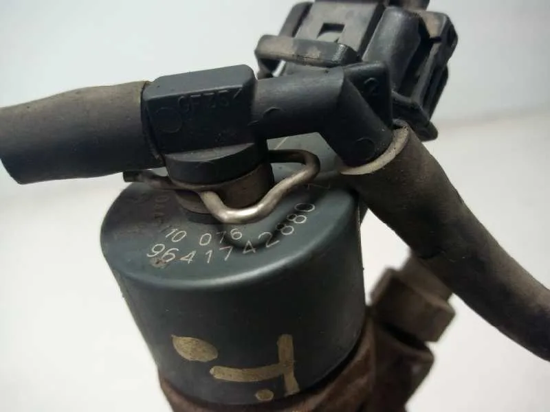Inyector para Fiat Ducato Caja Cerrada, Techo Elev. (Desde 03.02)