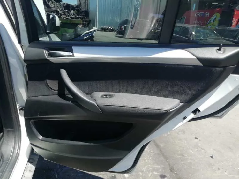 Guarnecido Puerta Trasera Derecha para Bmw X5 (E70)