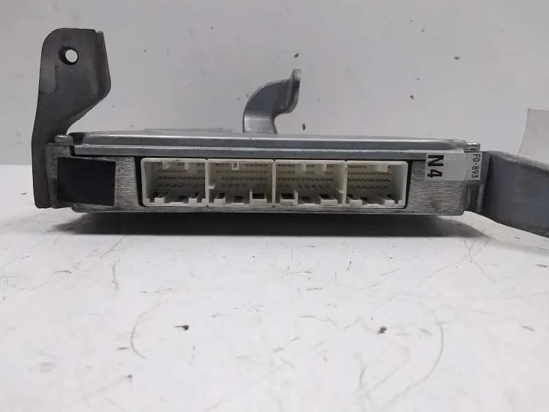 Centralita Motor Uce para Toyota Prius (Nhw20)