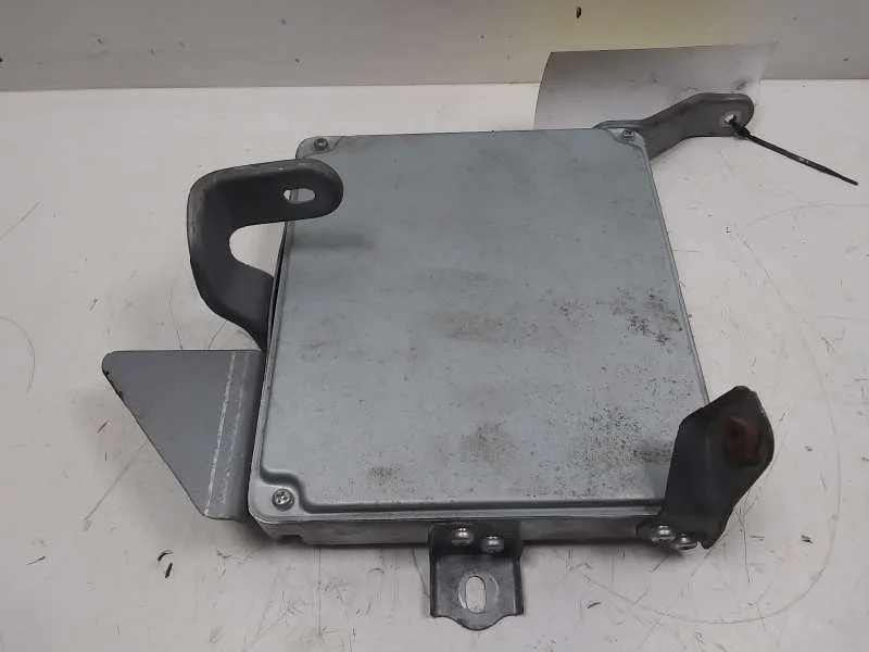 Centralita Motor Uce para Toyota Prius (Nhw20)