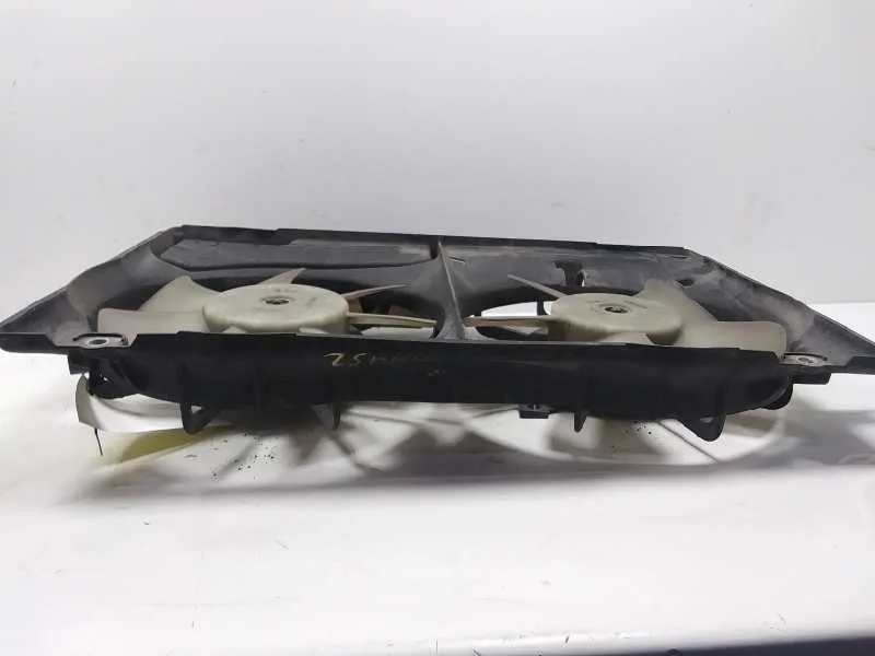 Electroventilador para Toyota Prius (Nhw20)