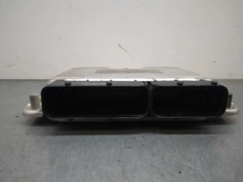 Centralita Motor Uce para Seat Ibiza (6L1)