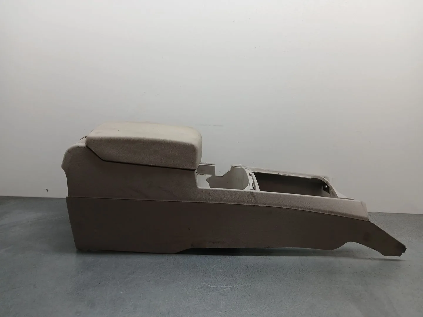 Apoyabrazos Central para Jeep Commander