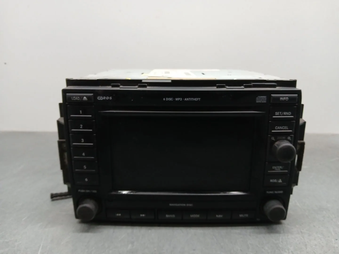 Sistema Audio / Radio Cd para Jeep Commander