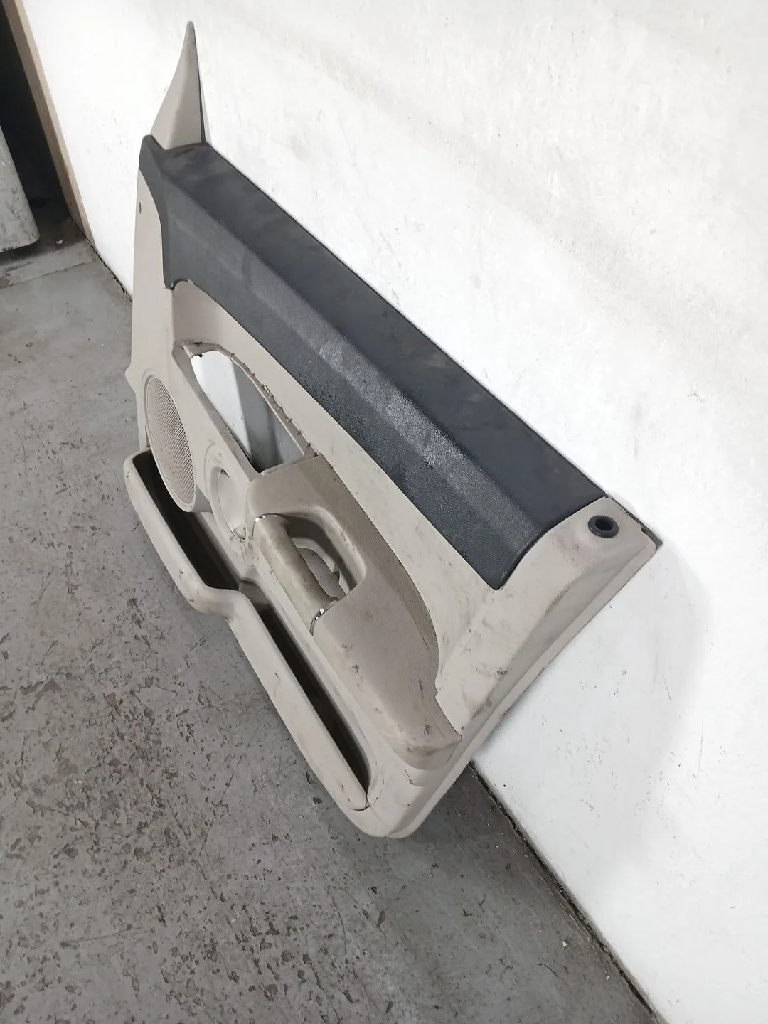 Guarnecido Puerta Delantera Derecha para Jeep Commander