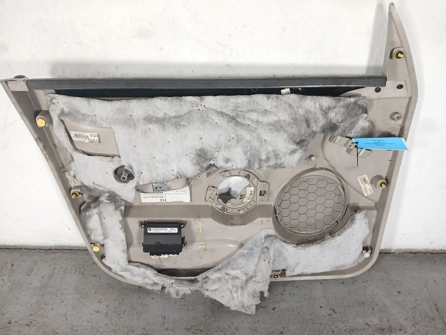 Guarnecido Puerta Delantera Derecha para Jeep Commander