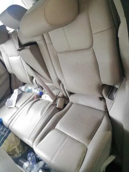 Asiento Trasero Izquierdo para Jeep Commander