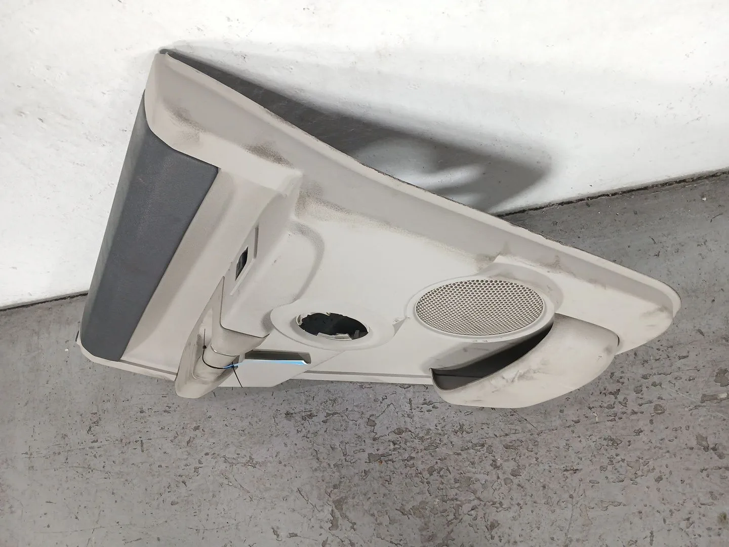 Guarnecido Puerta Trasera Izquierda para Jeep Commander
