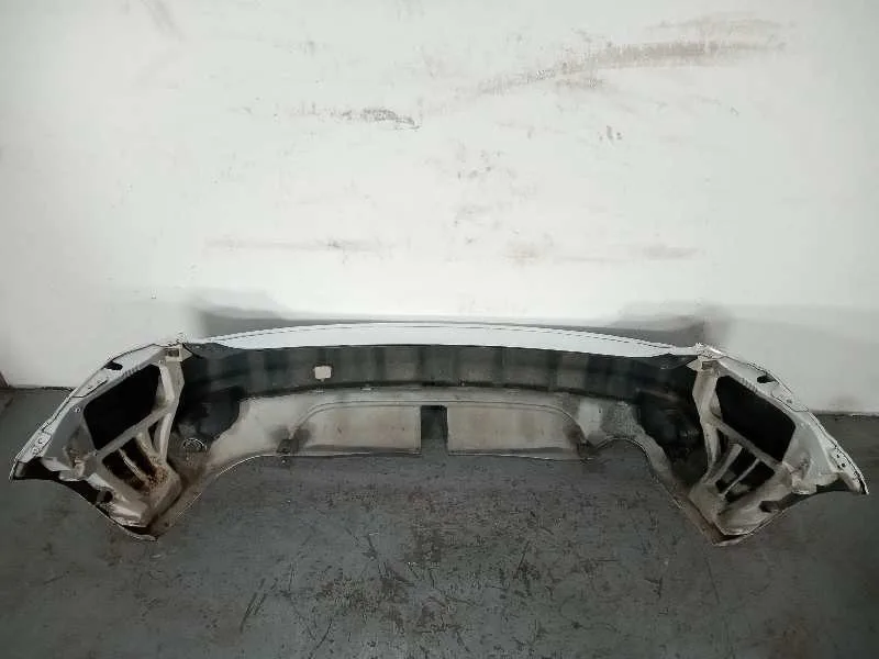 Paragolpes Trasero para Ford Focus Berlina (Cap)