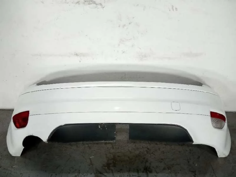 Paragolpes Trasero para Ford Focus Berlina (Cap)