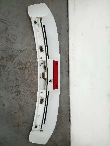 Aleron Trasero para Ford Focus Berlina (Cap)
