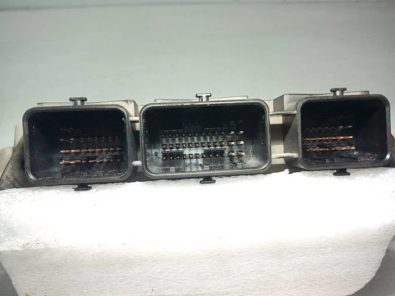 Centralita Motor Uce para Citroën C4 Coupe