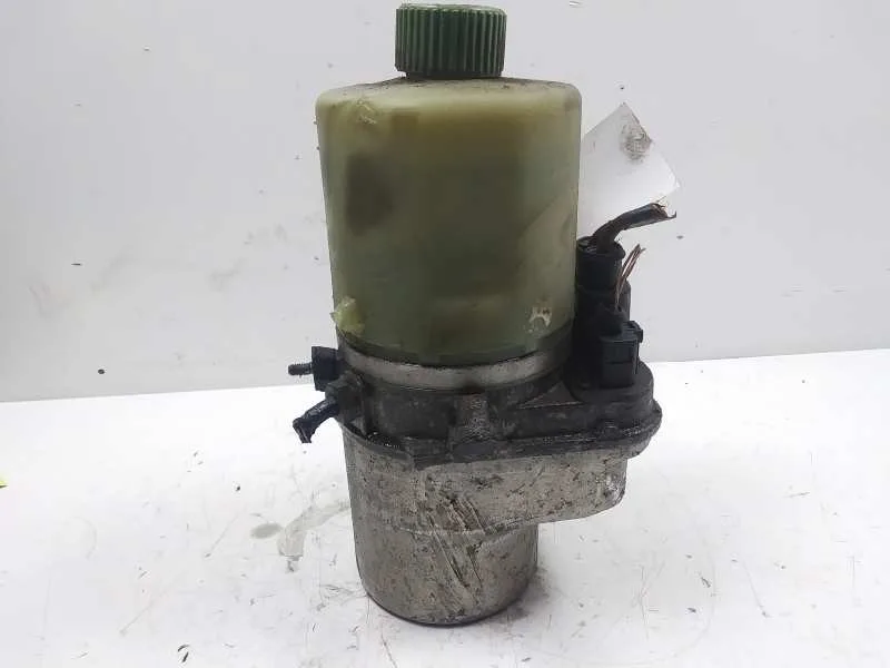 Bomba Direccion para Seat Ibiza (6J5)