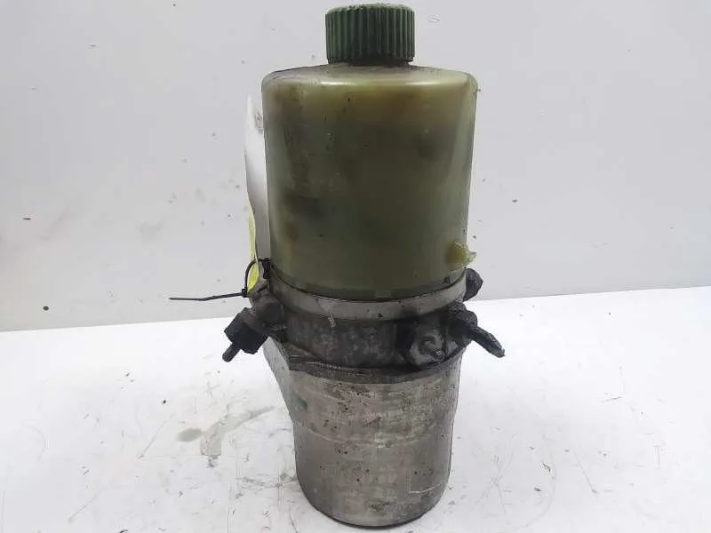 Bomba Direccion para Seat Ibiza (6J5)
