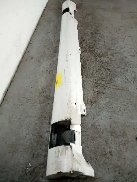Faldon Lateral para Seat Leon (1M1)