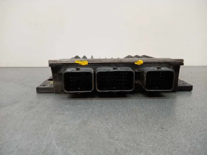Centralita Motor Uce para Renault Modus