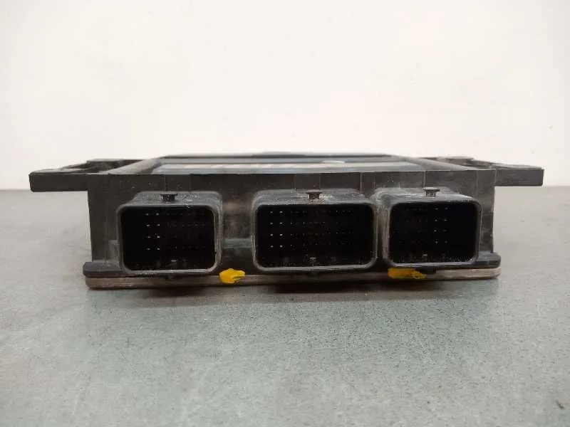 Centralita Motor Uce para Renault Modus