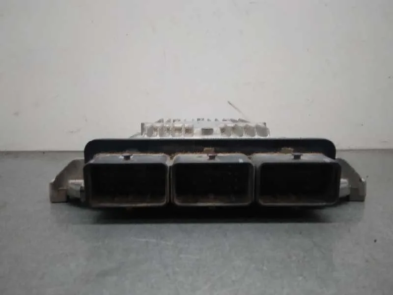 Centralita Motor Uce para Land Rover Discovery