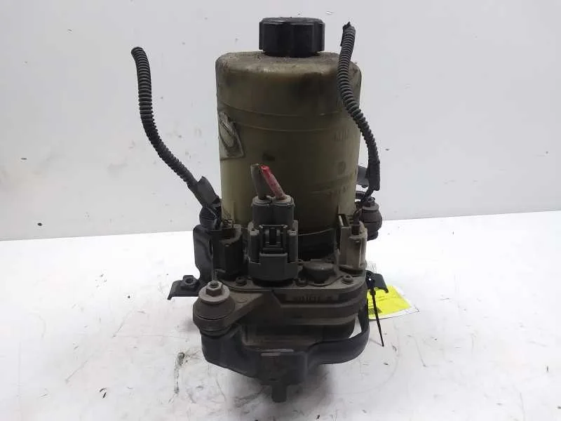 Bomba Direccion para Ford Focus Turnier (Cb4)