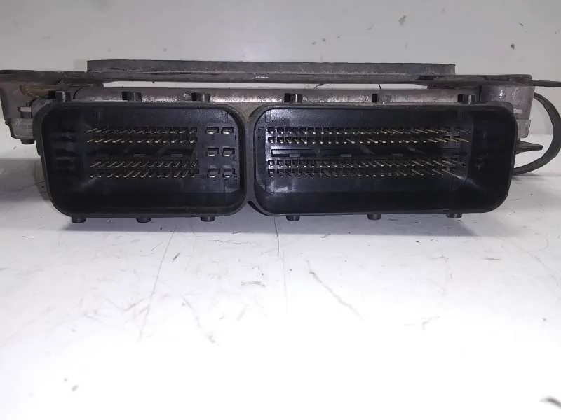 Centralita Motor Uce para Kia Cee'd