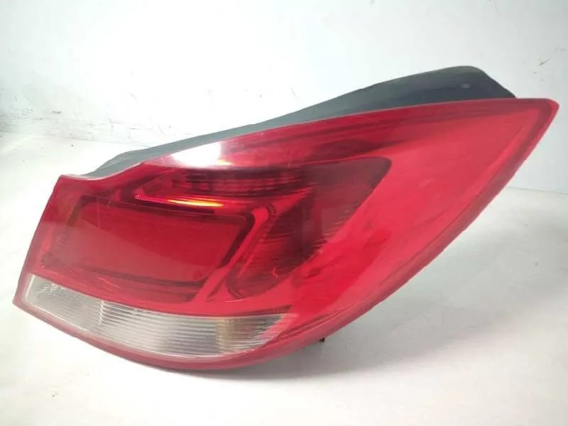 Piloto Trasero Derecho para Opel Insignia Berlina
