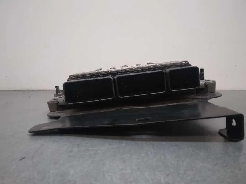 Centralita Motor Uce para Renault Megane Iii Berlina 5 P