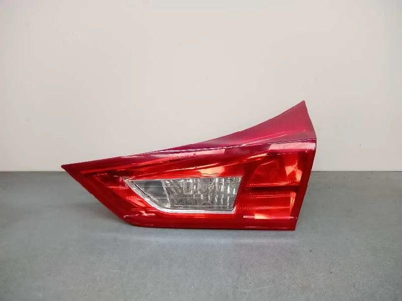 Piloto Trasero Derecho Interior para Toyota Auris