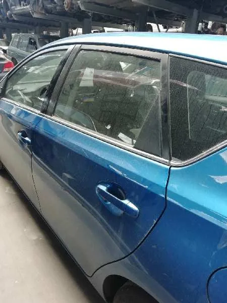 Puerta Trasera Izquierda para Toyota Auris