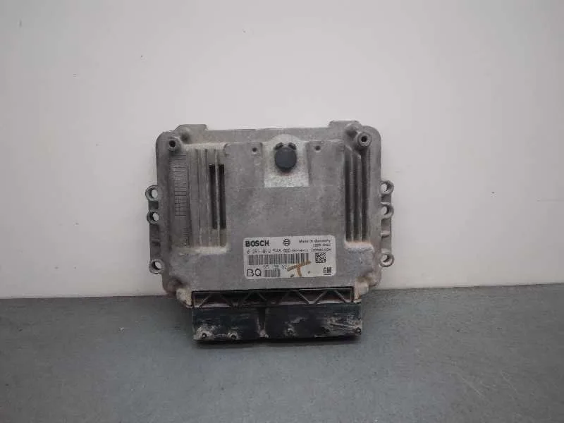 Centralita Motor Uce para Opel Astra H Berlina