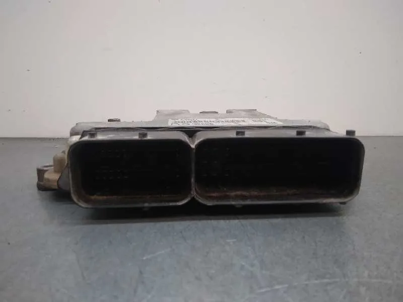 Centralita Motor Uce para Opel Astra H Berlina