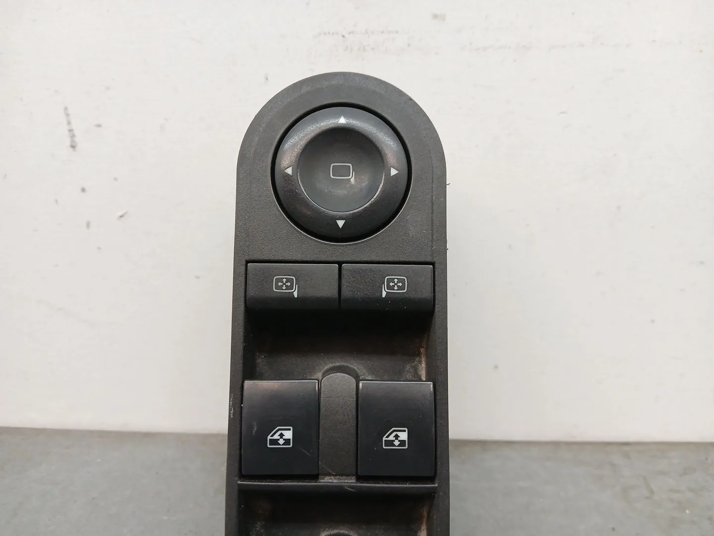 Mando Elevalunas Delantero Izquierdo para Opel Astra H Berlina