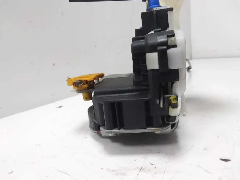 Cerradura Puerta Delantera Derecha para Opel Astra J Lim.