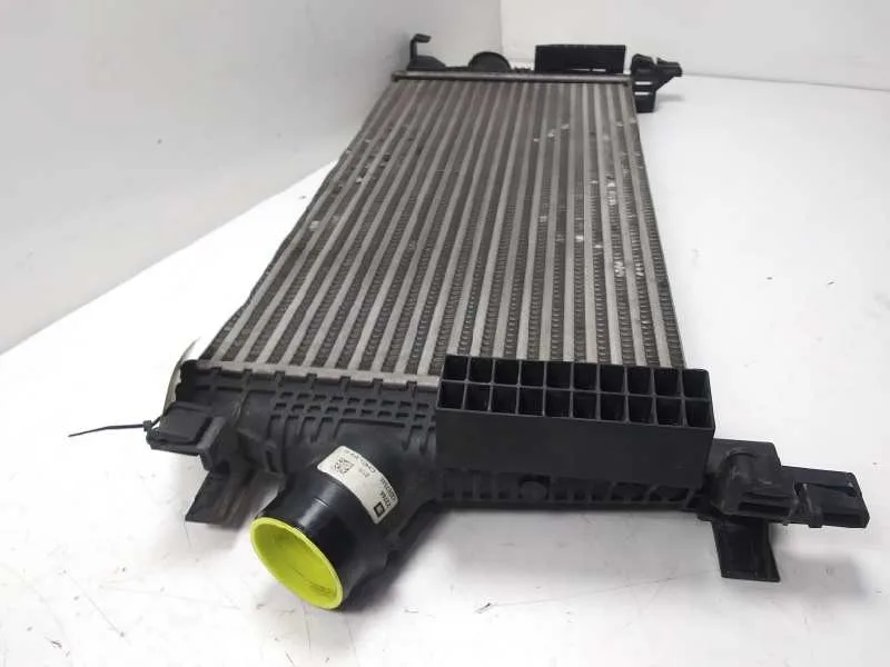Intercooler para Opel Astra J Lim.