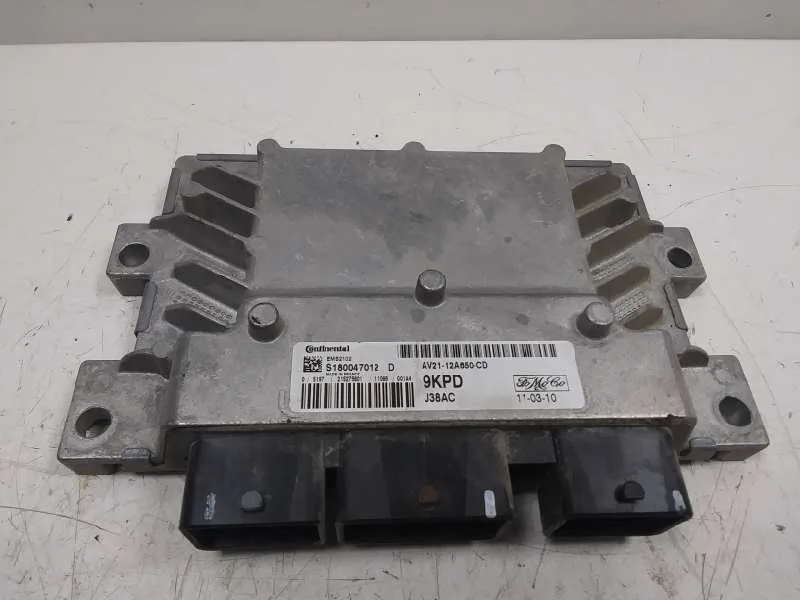 Centralita Motor Uce para Ford Fiesta (Cb1)