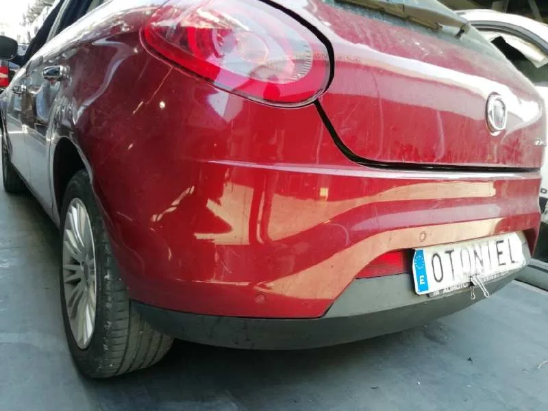 Paragolpes Trasero para Fiat Bravo (198)
