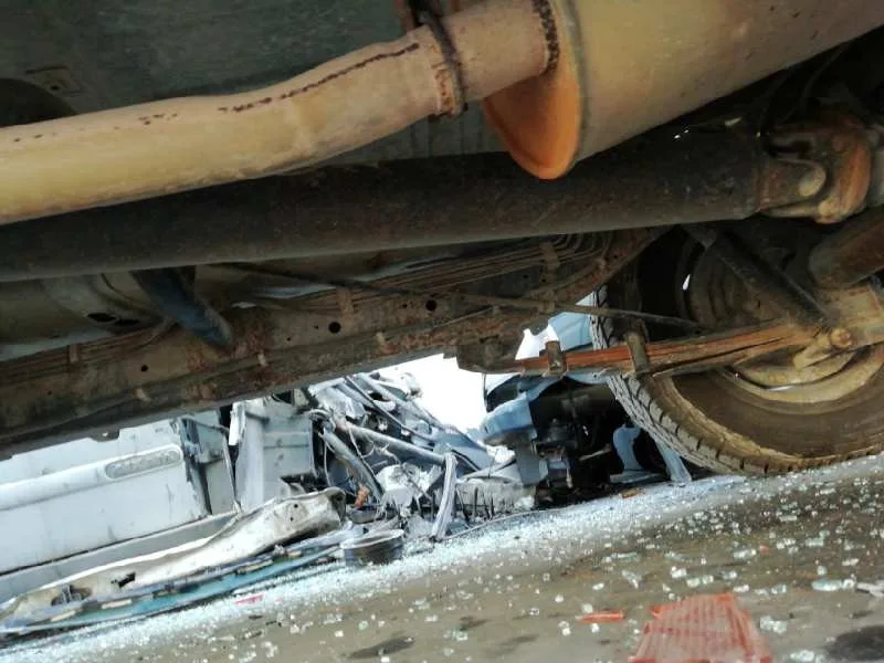 Transmision Central para Nissan Patrol (K/W260)