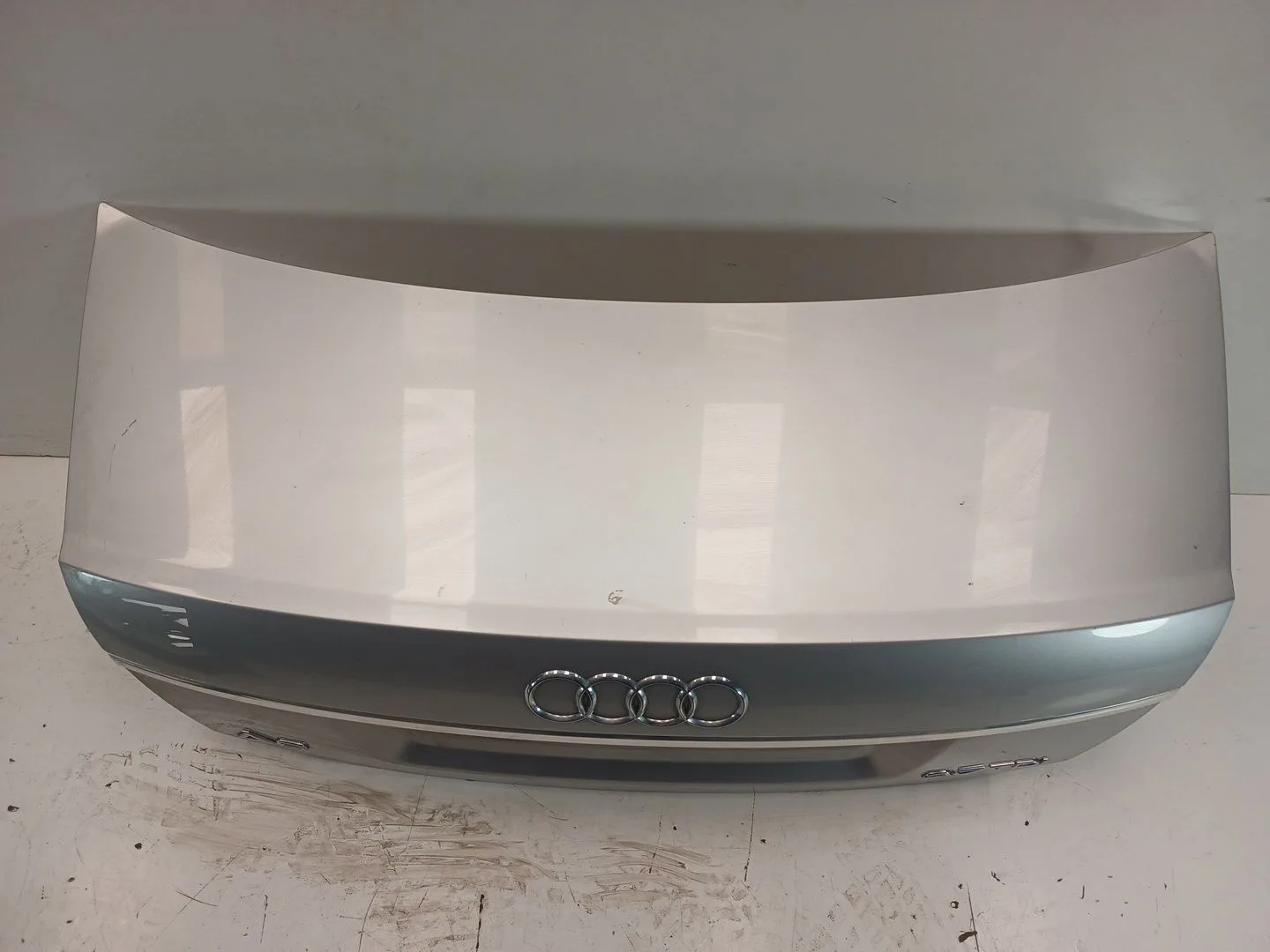 Tapa Maletero para Audi A6 Berlina (4F2)