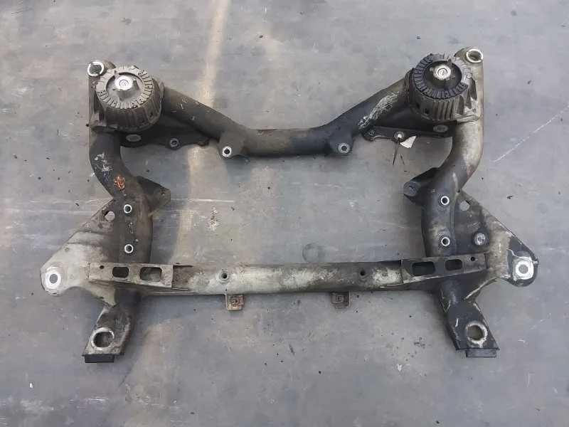 Puente Delantero para Mercedes-Benz Clase E (W212) Lim.