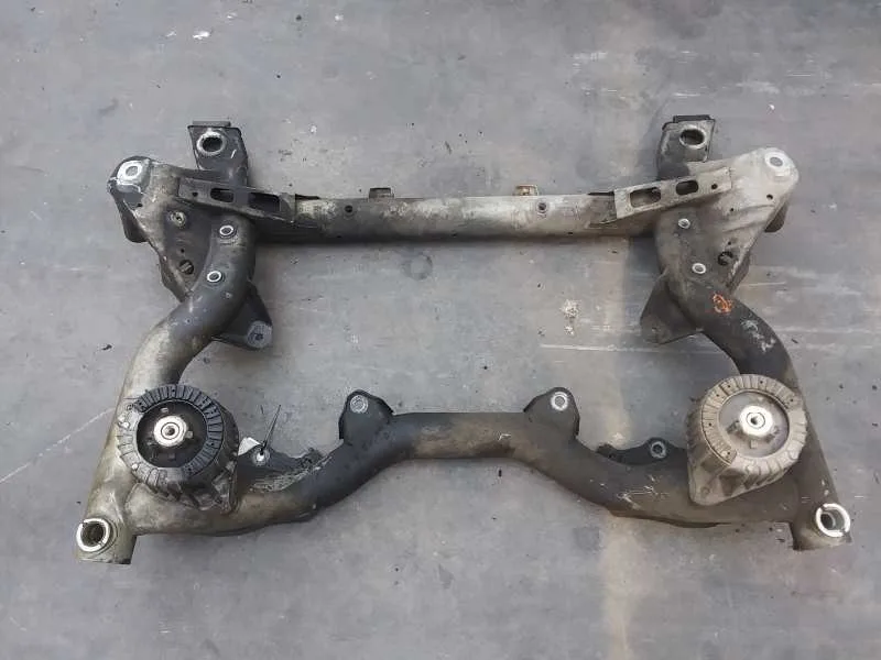 Puente Delantero para Mercedes-Benz Clase E (W212) Lim.