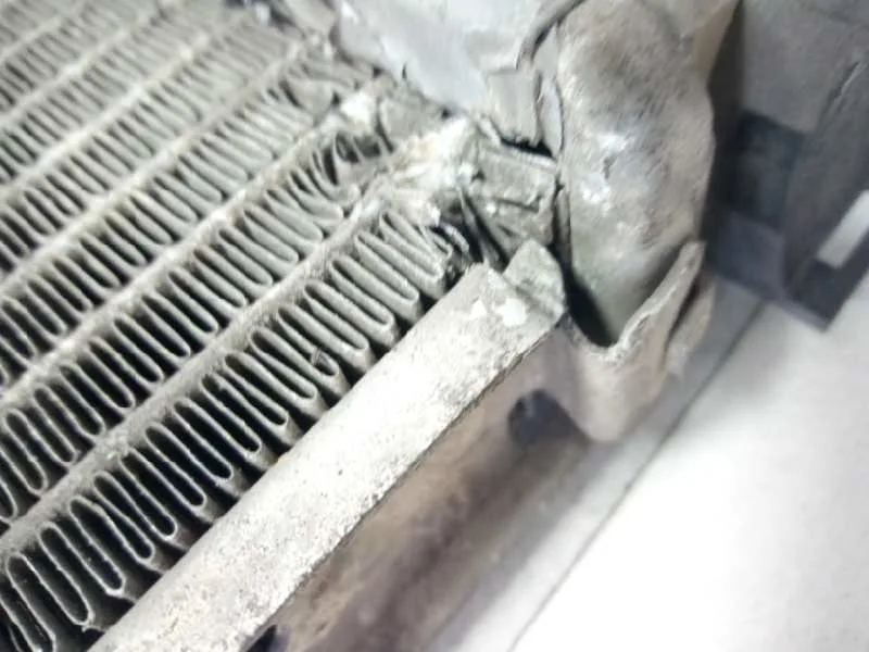 Radiador Agua para Audi A6 Berlina (4B2)
