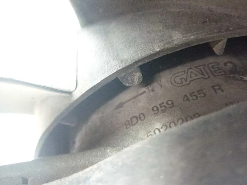 Electroventilador para Audi A6 Berlina (4B2)