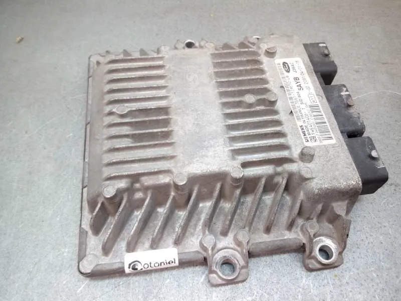 Centralita Motor Uce para Ford Fiesta (Cbk)