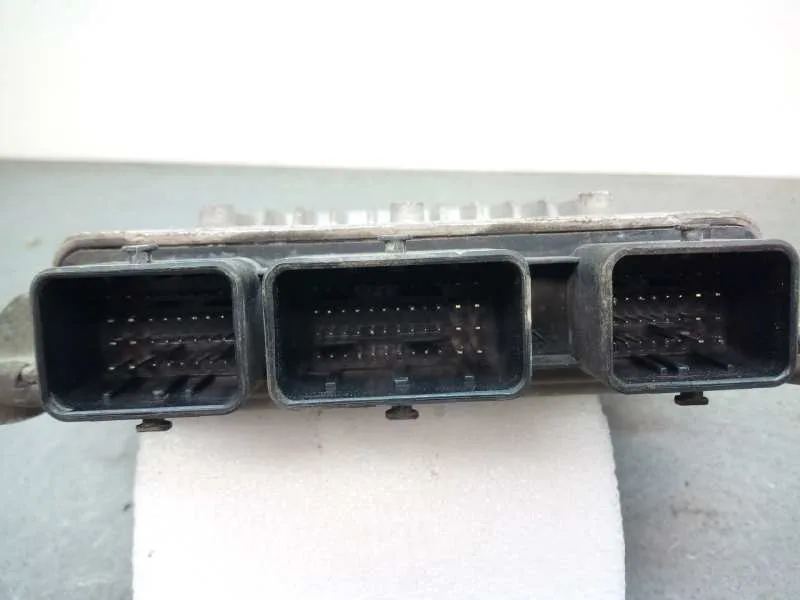 Centralita Motor Uce para Ford Fiesta (Cbk)