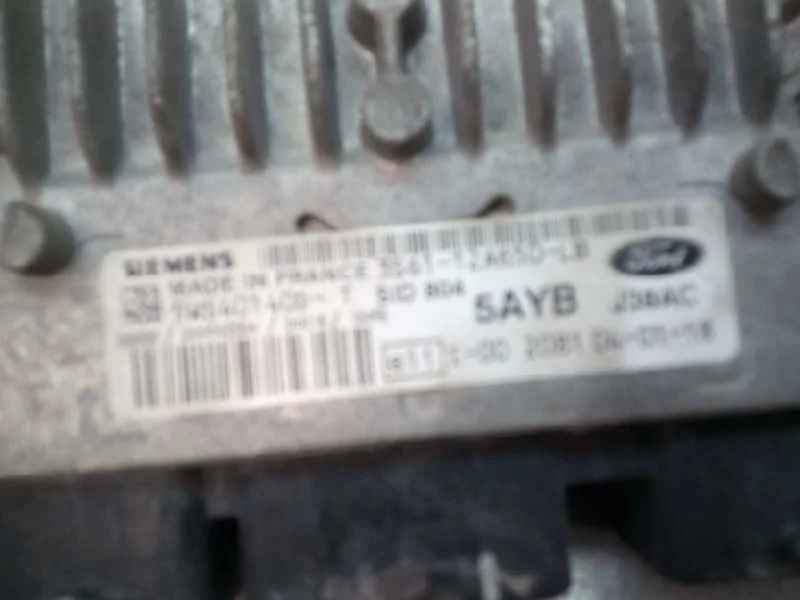 Centralita Motor Uce para Ford Fiesta (Cbk)