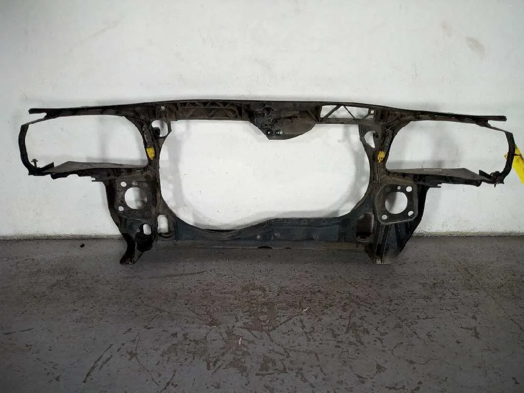 Panel Frontal para Audi A4 Avant (8E)