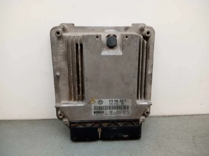 Centralita Motor Uce para Volkswagen Touareg (7La)